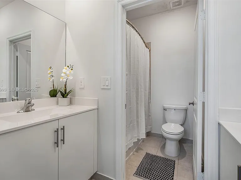 21189 SW 127th Ct — Photo 33