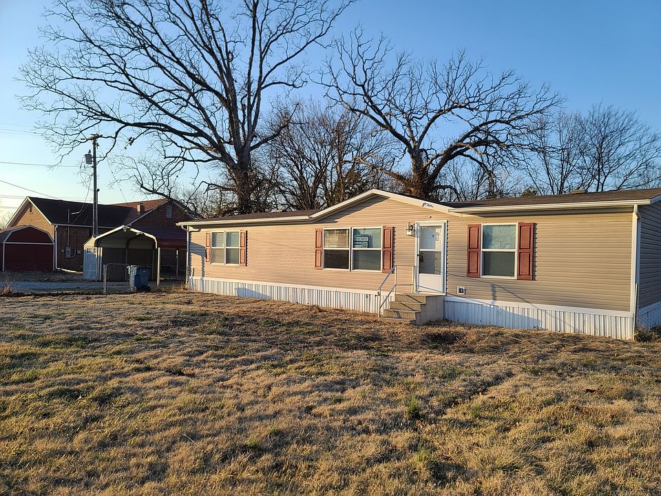 1st image of 303 N Seba St