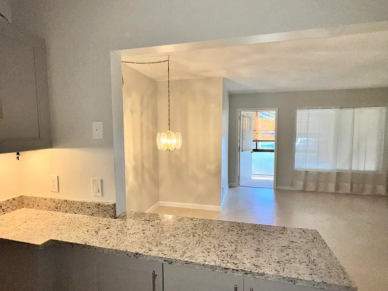 231 Pine Hov Cir #A-1 — Photo 6