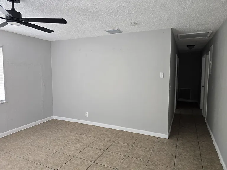 1309 Silver Beach Rd #1 — Photo 2