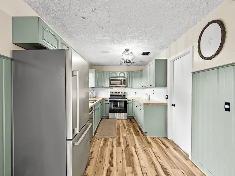 3165 SE East Blackwell Dr — Photo 10