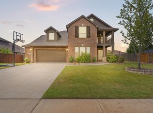 1112 Cardinal Ridge Rd, Burleson, TX 76028