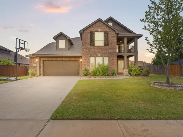 1112 Cardinal Ridge Rd, Burleson, TX 76028