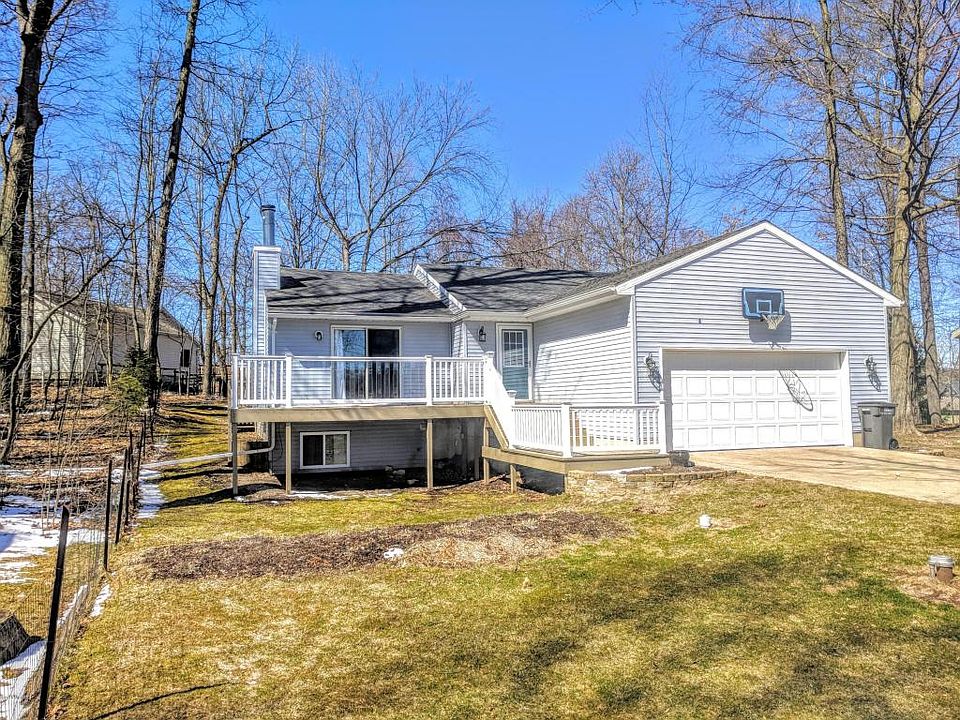 1st image of 4168 Causeway Dr NE