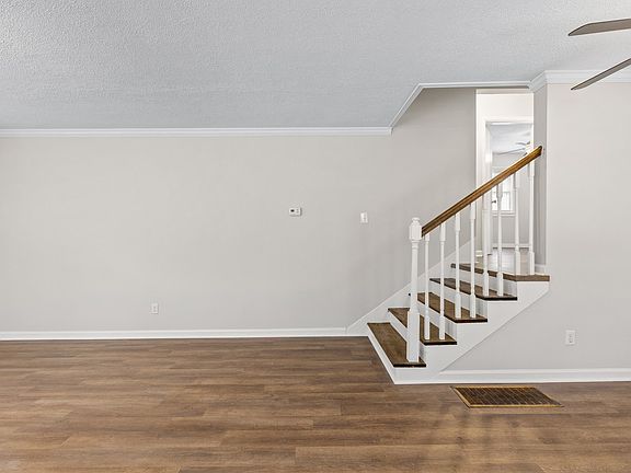 4th image of 2068 Saint Christopher Dr