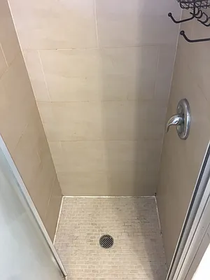 Rented by Sky Management | media 57