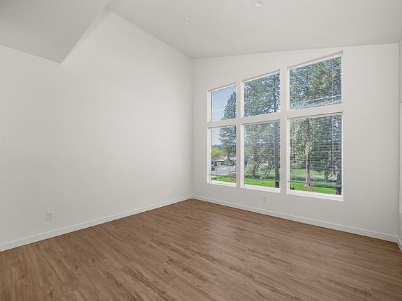 5th image of 505 E Hawthorne Rd #205