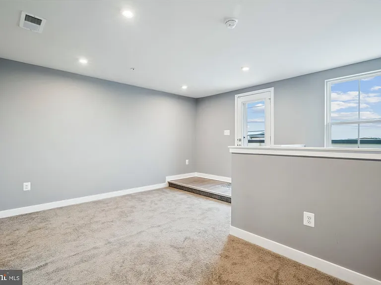 2824 Lewis Ave — Photo 19
