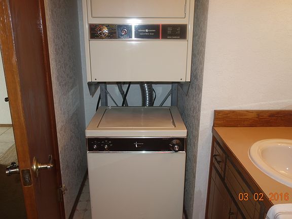 5th image of 865 Cuddy Ct NW #108