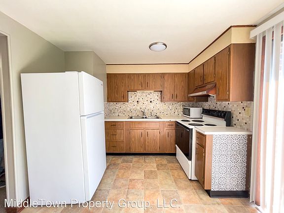 2nd image of 127 W Jackson St #11873062
