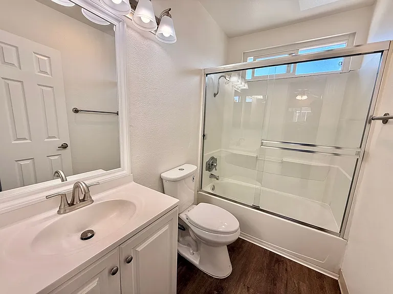 4531 Kansas St — Photo 11