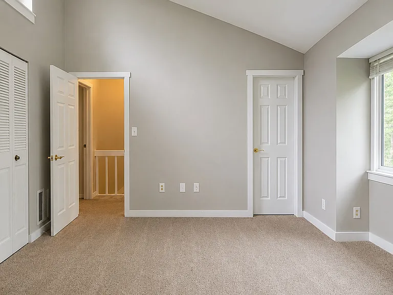 12 Greenbriar Dr #A — Photo 17