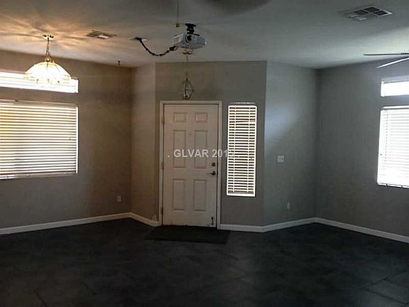 3rd image of 1068 Casady Hollow Ave