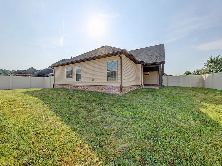 1008 Meadowview Ln — Photo 70