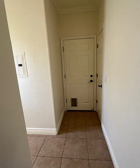 1900 Fallbrook Ln — Photo 39