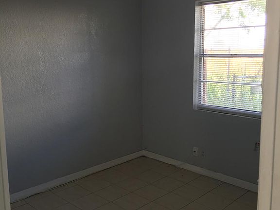 4th image of 1025 Palm Beach Lakes Blvd