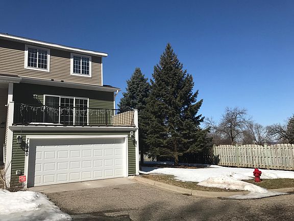 3rd image of 12940 Pleasant Ave