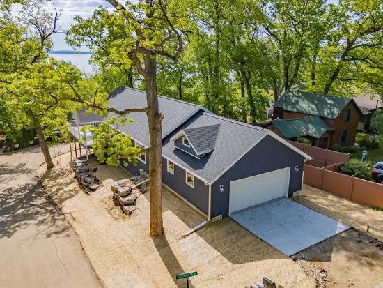 103 Lake Court, Edgerton, WI 53534