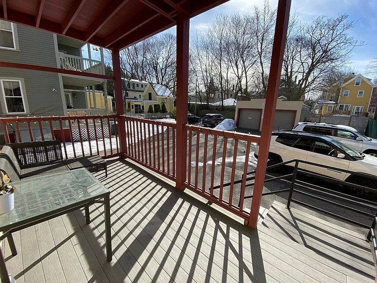 172 Elm St #1A — Photo 8