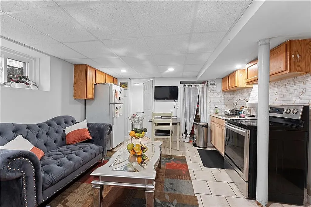 1 bed, 650 sqft, $1,450 — Photo 2