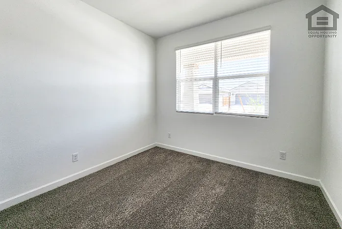 40110 W Shaver Dr — Photo 4