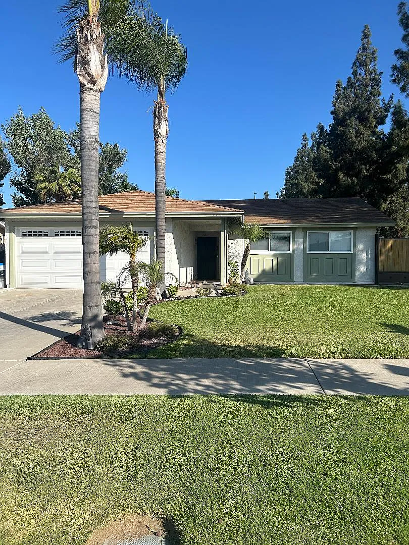 4 bed, 1600 sqft, $3,300 — Photo 1