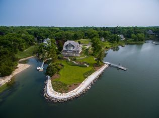 23 Tokeneke Trl, Darien, CT 06820
