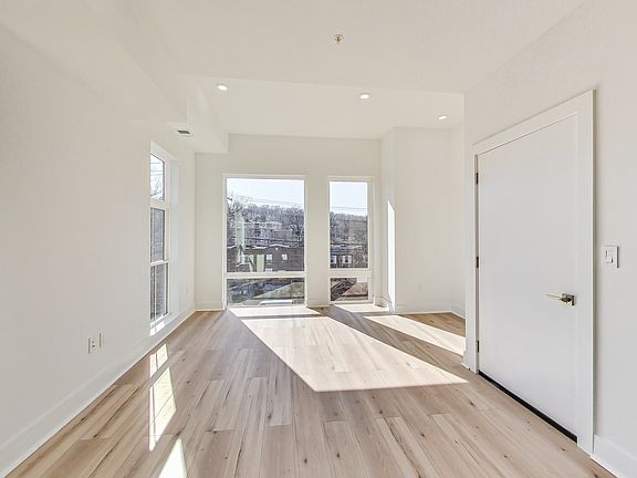 4th image of 4234 Benning Rd NE #8A