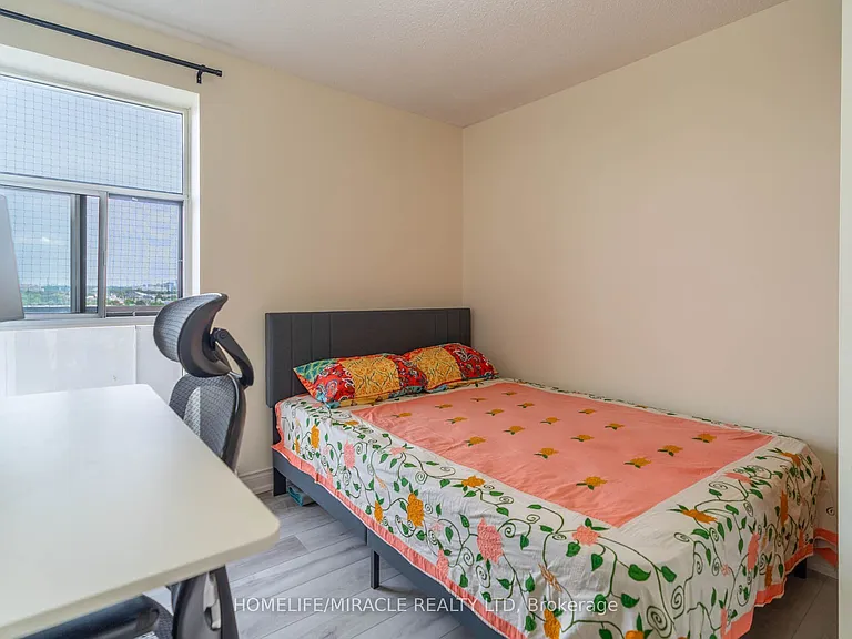 3025 Queen Frederica Dr #807 — Photo 35