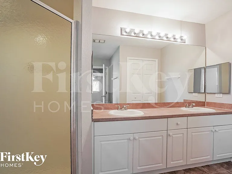 4128 NE 23rd Ave — Photo 10
