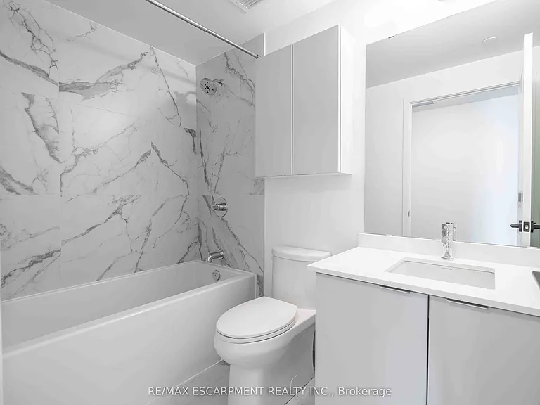 2075 Lakeshore Rd #707 — Photo 16