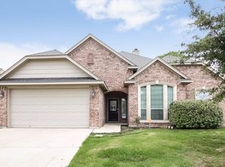 404 Merced St, Burleson, TX 76028