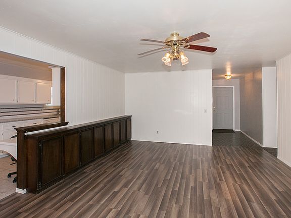 4th image of 2611 S 103rd Ave E
