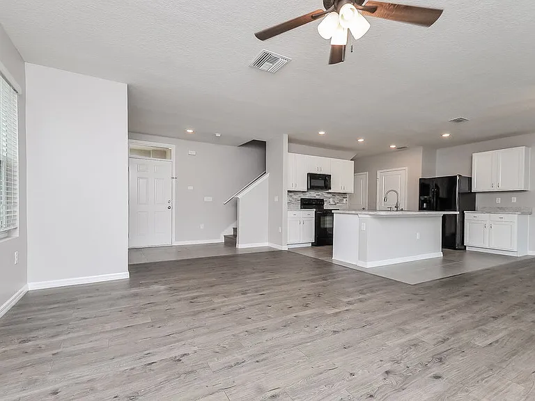10228 Geese Trail Cir — Photo 4
