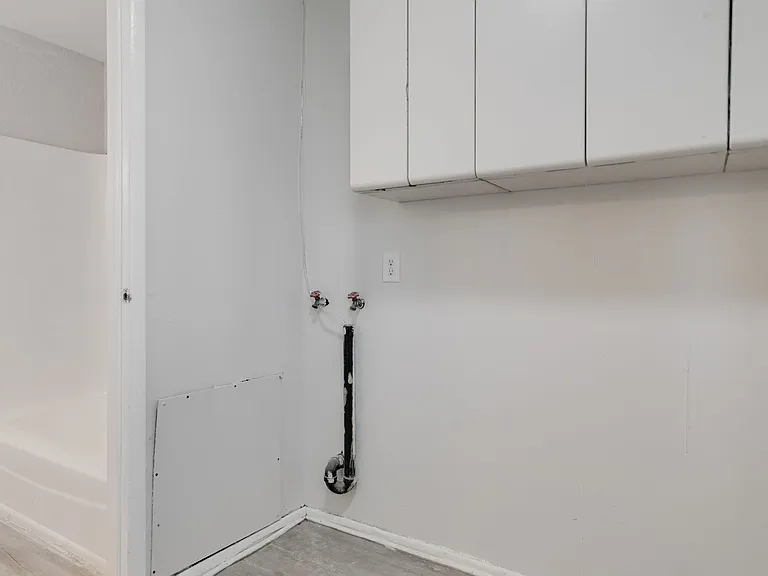 1333 Southlea Dr — Photo 15