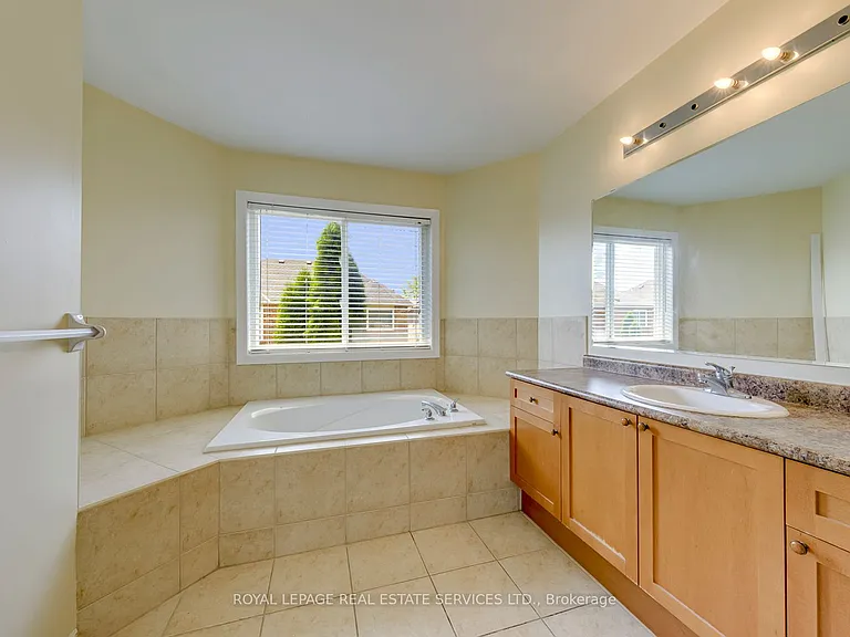 9 Barnstone Dr — Photo 30