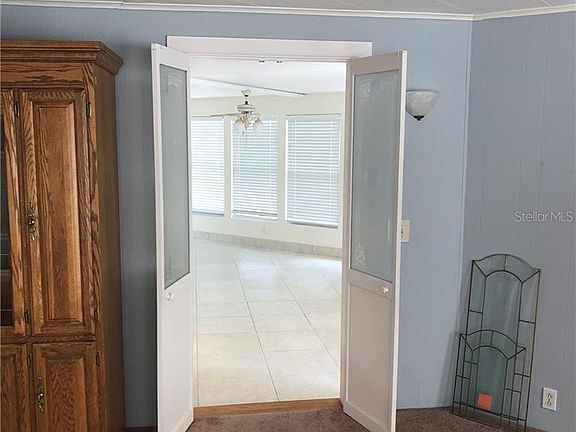 5th image of 422 Cassandra Cir