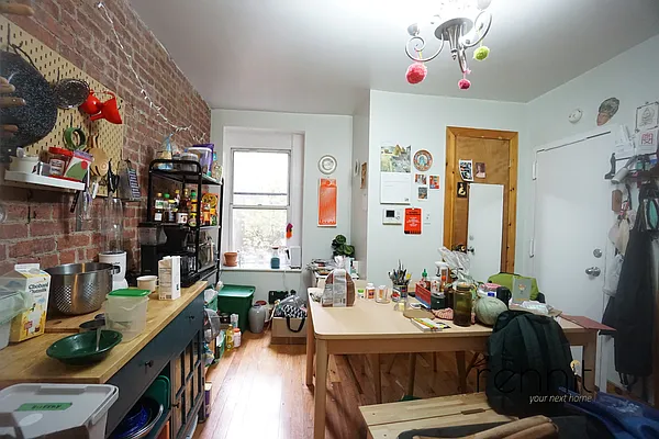 Rented by Rennit Inc. | media 12