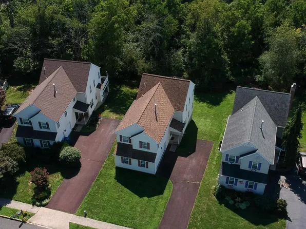 329 Park Ave, Harleysville, PA 19438