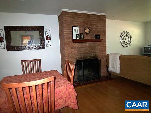 1705 Burnley Ave — Photo 4