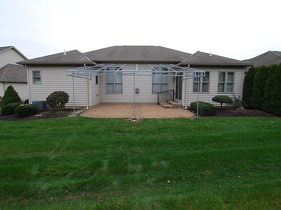 2nd image of 115 Stonehaven Dr