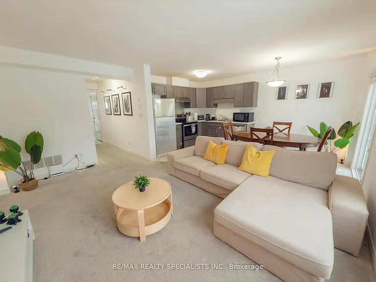 46 Haney Dr — Photo 5