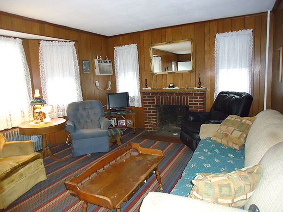 2nd image of 24 N Crescent Dr