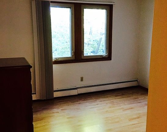 3rd image of 3522 Harriet Ave APT 305