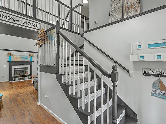 3rd image of 188 Bamert St