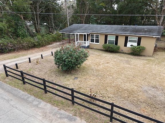 3rd image of 1813 Mayhew St