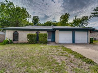 5936 Richard Dr, Watauga, TX 76148