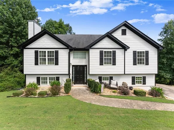 2786 Summer Creek Dr, Gainesville, GA 30507