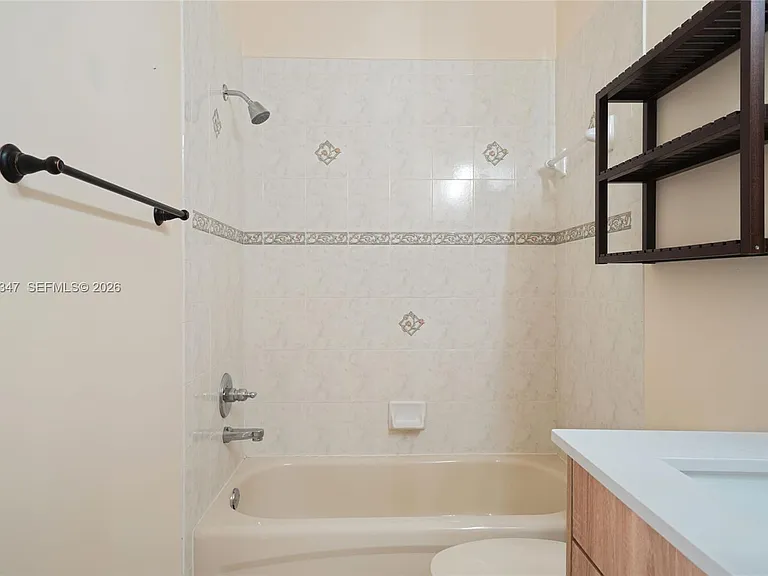 4312 Laurel Ridge Cir — Photo 22
