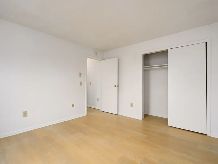 Hudson Terrace Apartments — Photo 19